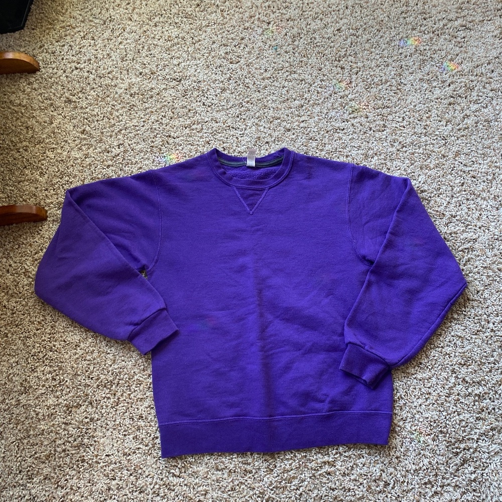 purple fruit of the looms sweatshirt